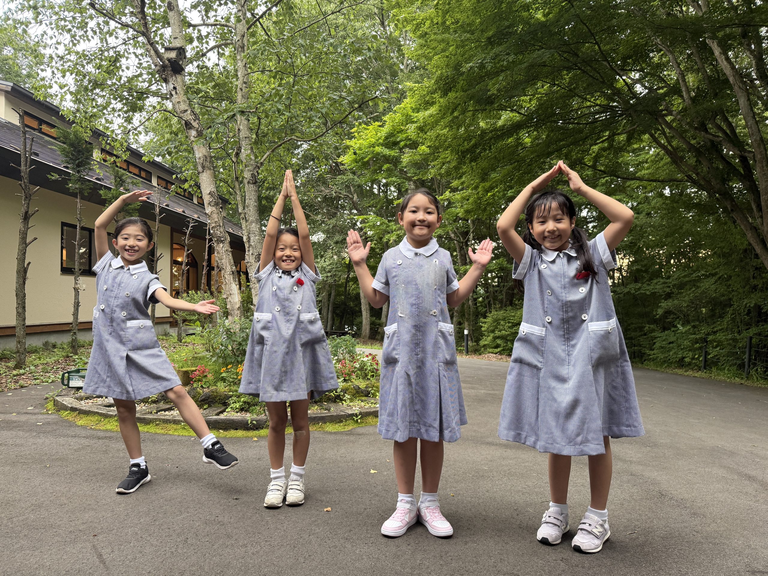 夏期学校（3年1組）⑥「鬼押出し園へ」 | 小学部長ブログ