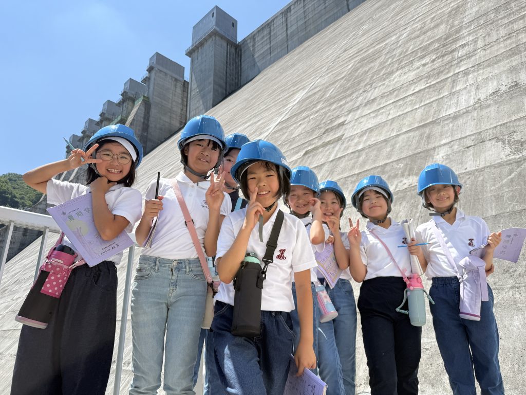 東洋英和女学院小学部 6冊セット 小学部だより 2025年6月号 | インフォメーション | 東洋英和
